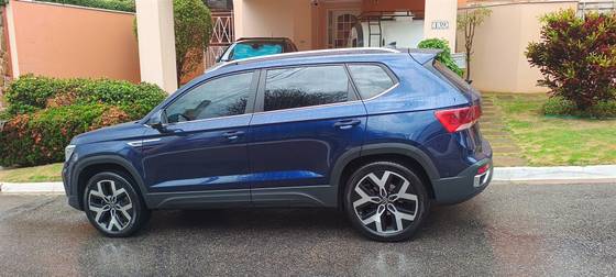 VOLKSWAGEN TAOS 1.4 250 TSI TOTAL FLEX HIGHLINE AUTOMÁTICO VOLKSWAGEN TAOS 1.4 250 TSI TOTAL FLEX HIGHLINE AUTOMÁTICO
